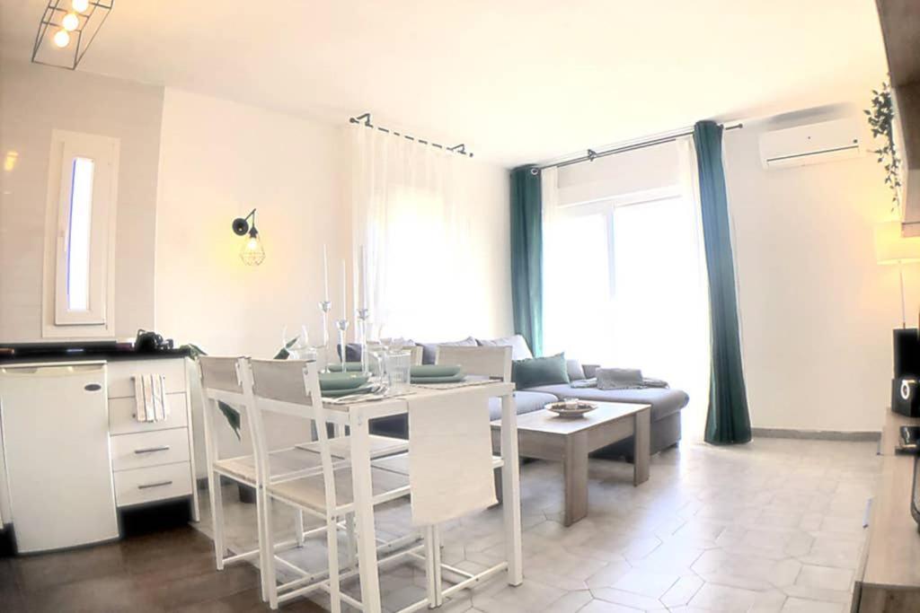 Apartamento Minerva ベナルマデナ エクステリア 写真