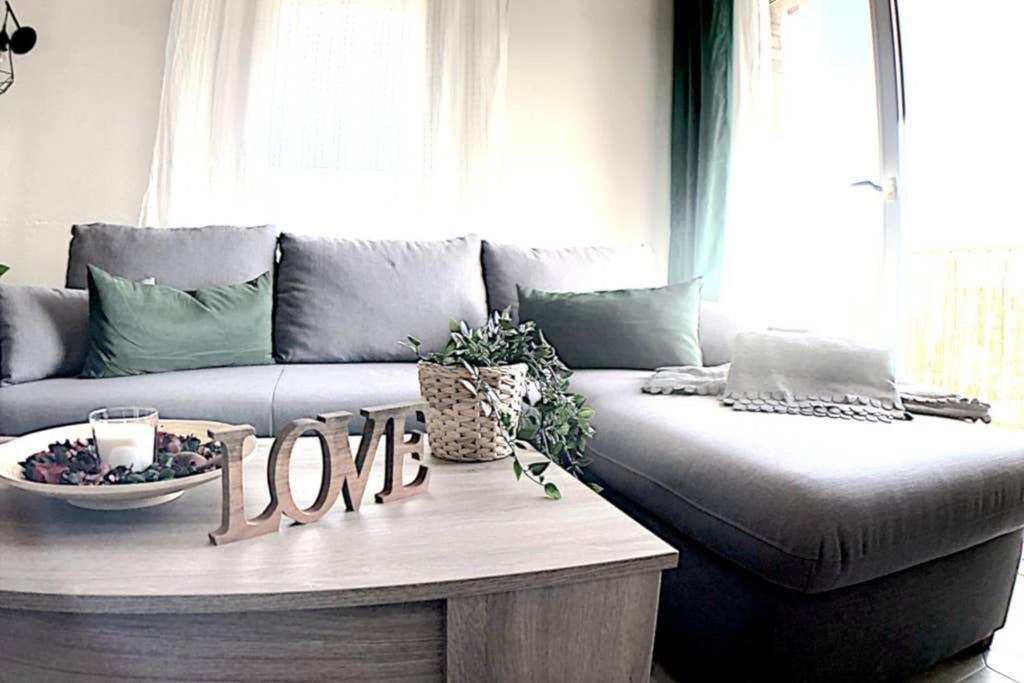 Apartamento Minerva ベナルマデナ エクステリア 写真